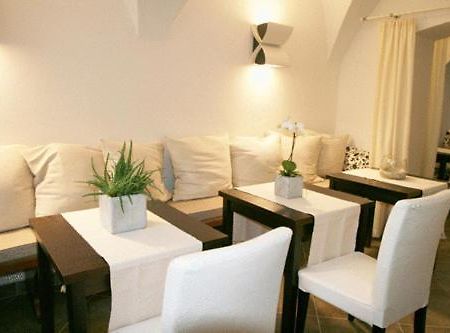 Deckerts Hotel Am Katharinenstift لوثرستادت ايسليبن المظهر الخارجي الصورة