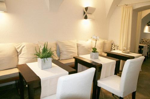 Deckerts Hotel Am Katharinenstift لوثرستادت ايسليبن المظهر الخارجي الصورة