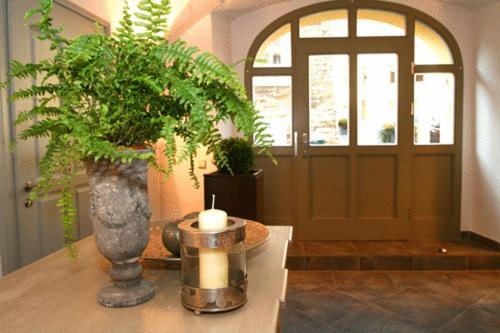 Deckerts Hotel Am Katharinenstift لوثرستادت ايسليبن المظهر الخارجي الصورة
