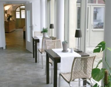Deckerts Hotel Am Katharinenstift لوثرستادت ايسليبن المظهر الخارجي الصورة